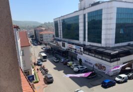 KİRALIK ERDEMİR CADDESİ 21000 TL.